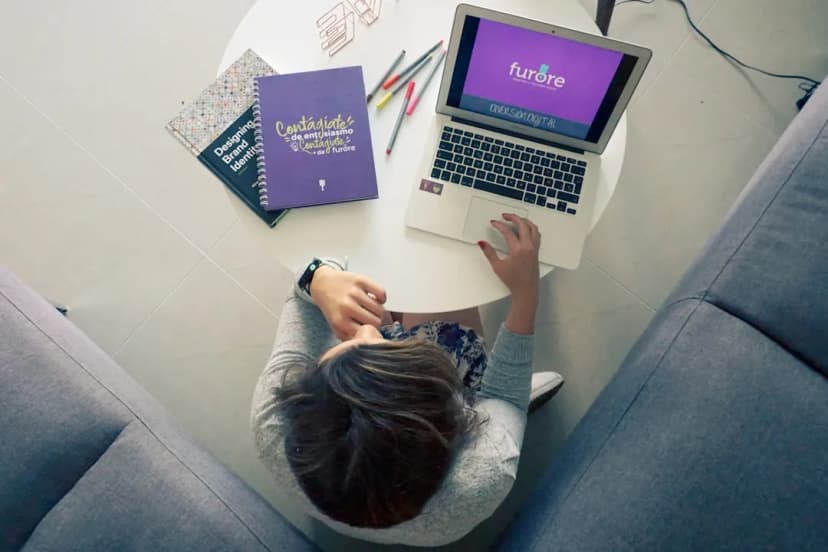 Reskilling con l'AI: guida pratica per over 45 (2026)
